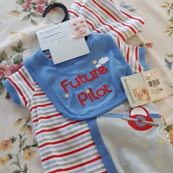 size 0-3M  match 4 piece outfit NWT - Picture 3 of 6